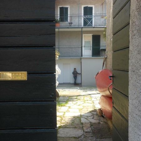 Il Vecchio Cortile Lejlighed Mandello del Lario Eksteriør billede