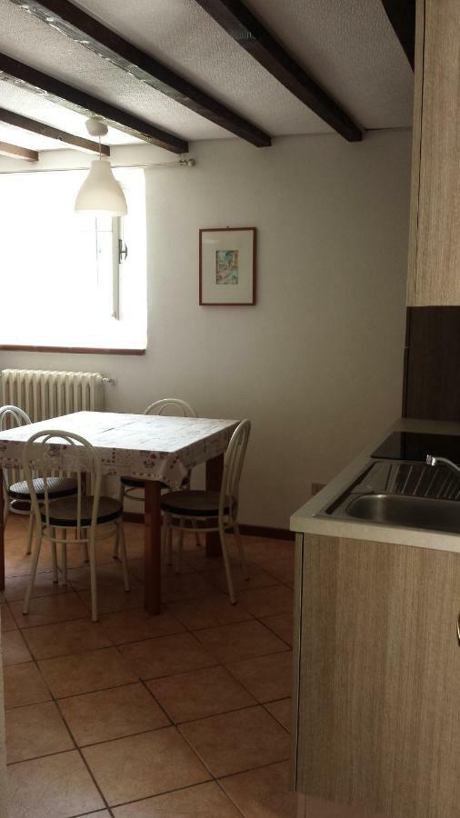 Il Vecchio Cortile Lejlighed Mandello del Lario Eksteriør billede