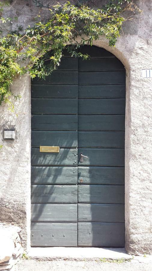 Il Vecchio Cortile Lejlighed Mandello del Lario Eksteriør billede